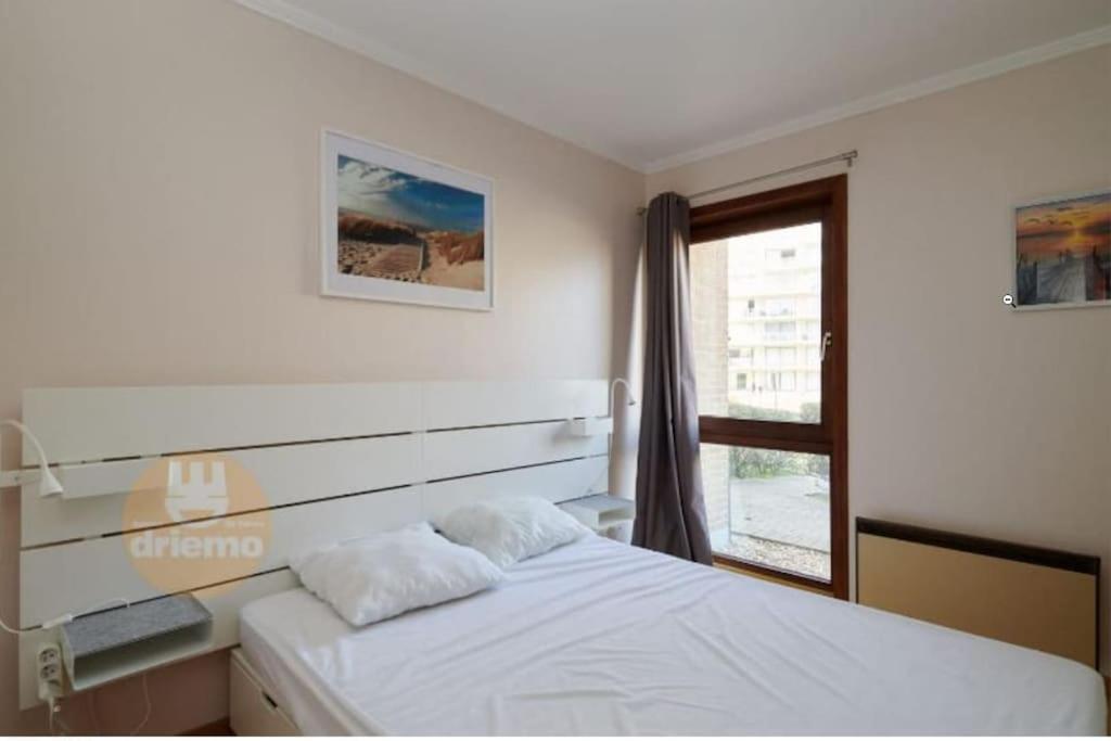 4-Persoons Appartement Met Een Mooi Uitzicht De Panne Esterno foto