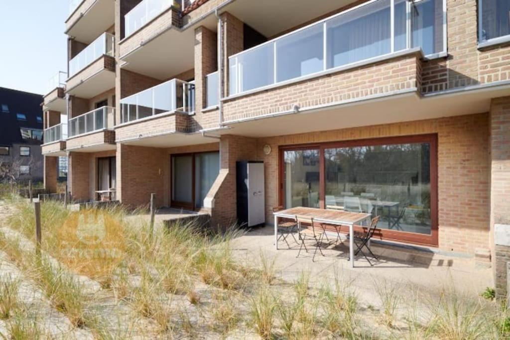 4-Persoons Appartement Met Een Mooi Uitzicht De Panne Esterno foto