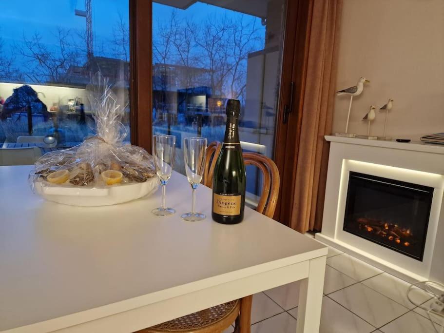 4-Persoons Appartement Met Een Mooi Uitzicht De Panne Esterno foto